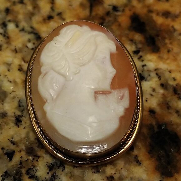 VINTAGE YELLOW GOLD SILVER 800 CARVED CAMEO RIGHT FACE BROOCH 4 GRAM PIN PENDANT - Picture 2 of 11